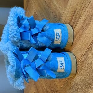 Blue uggs